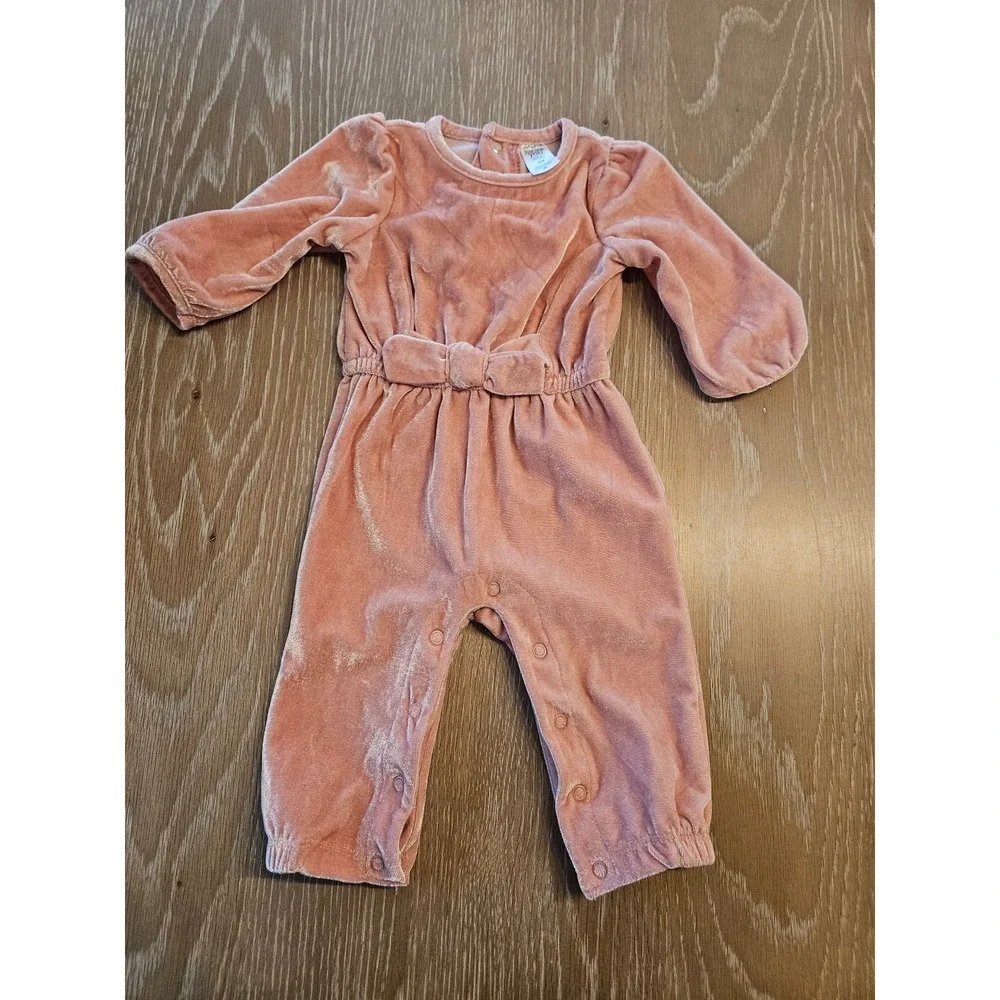 Carter's baby girl romper 6 mos